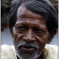 Mr Rajak has been bringing out the paper for 21 years Gaurishankar Rajak is a poor, “untouchable” washerman, who barely went to school. But the sixty-something Dalit from Dumka in […]